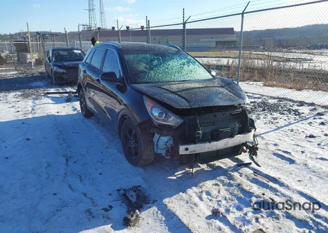 2017 Kia Niro Lx z USA, uszkodzony, nr VIN KNDCB3LC1H5076128